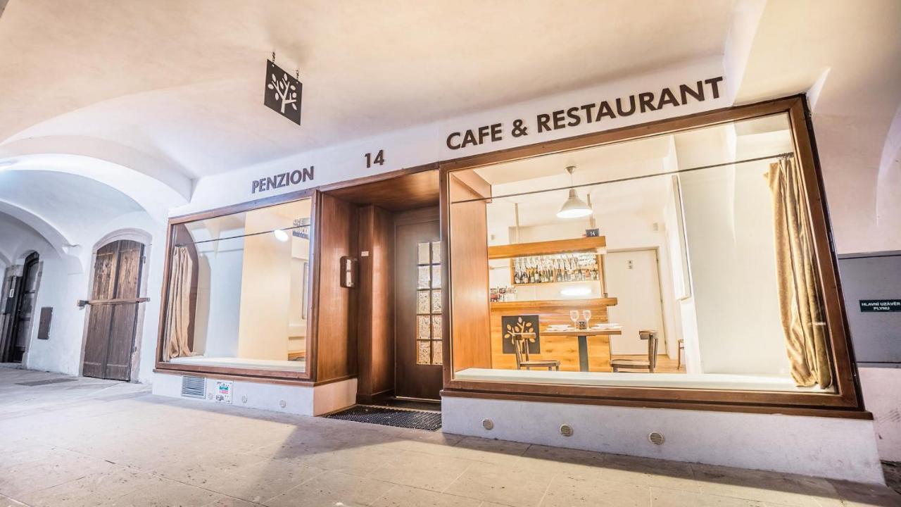 Penzion A Restaurace 14 Hostinne  ภายนอก รูปภาพ
